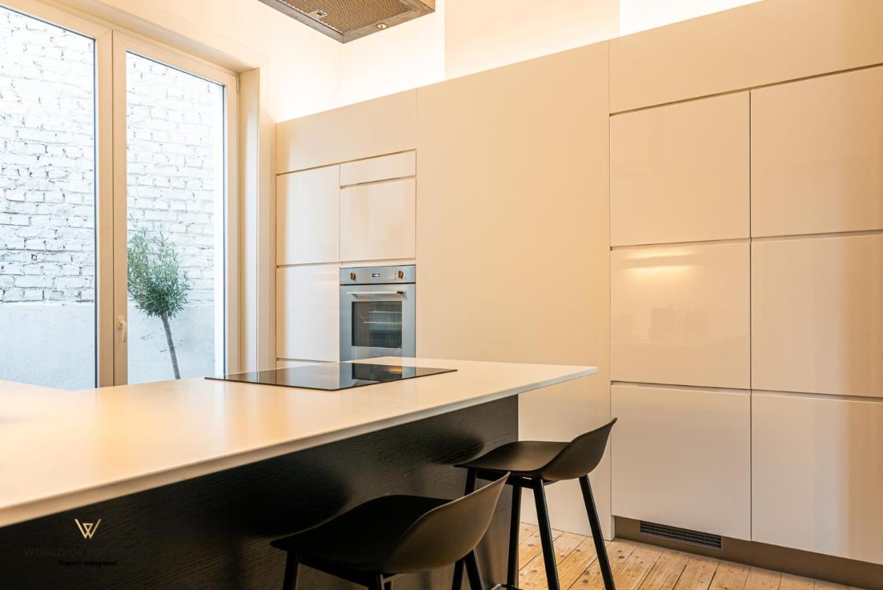 Beautiful Spacious Apartment In A Newly Renovated Old Townhouse Oostende Bagian luar foto